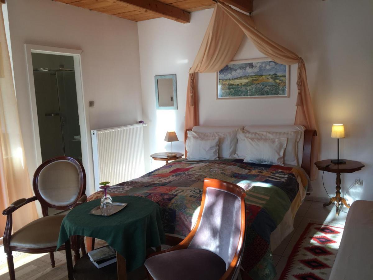 Mandula Haz Hotel Veszprém Buitenkant foto